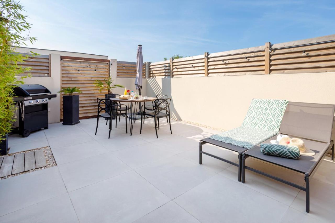 L'Entre Deux-Suite Romantique - Jacuzzi Privatif - Clim Reversible - Wifi Le Somail ภายนอก รูปภาพ