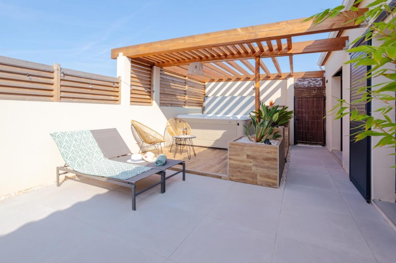 L'Entre Deux-Suite Romantique - Jacuzzi Privatif - Clim Reversible - Wifi Le Somail ภายนอก รูปภาพ